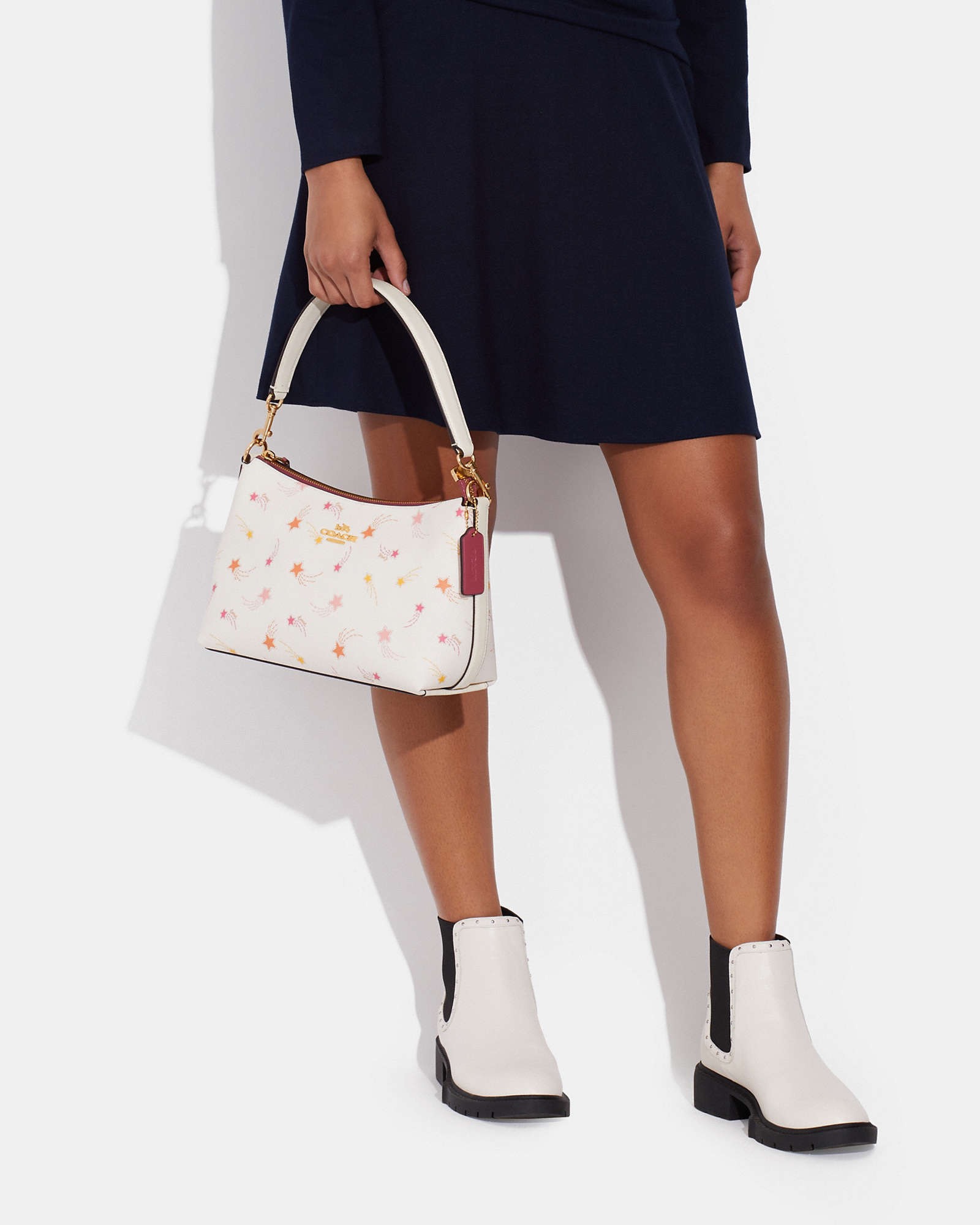 ce590 túi xách coach màu trắng authentic.jpg (163 KB)